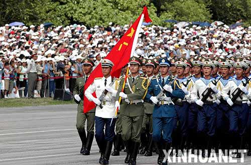 中国解放军阅兵仪式震撼俄柬，彰显大国力量与军事荣耀，中国解放军阅兵仪式展现大国力量与军事荣耀，震撼俄柬