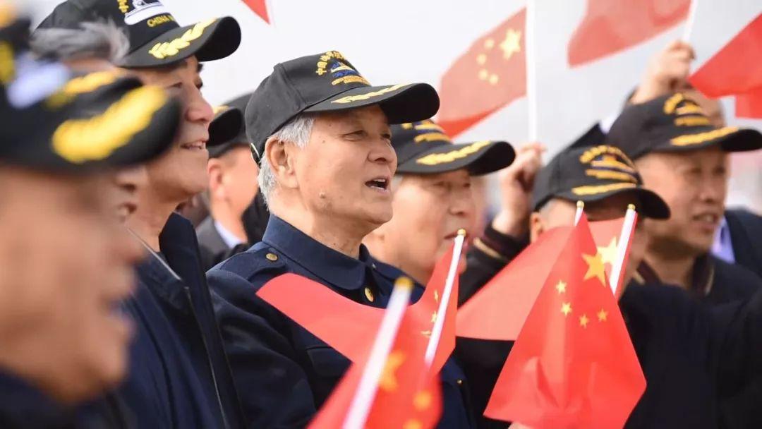 中国海军节青岛阅民，军民融合深度发展的生动缩影，中国海军节青岛阅民，军民融合深度发展的生动展现