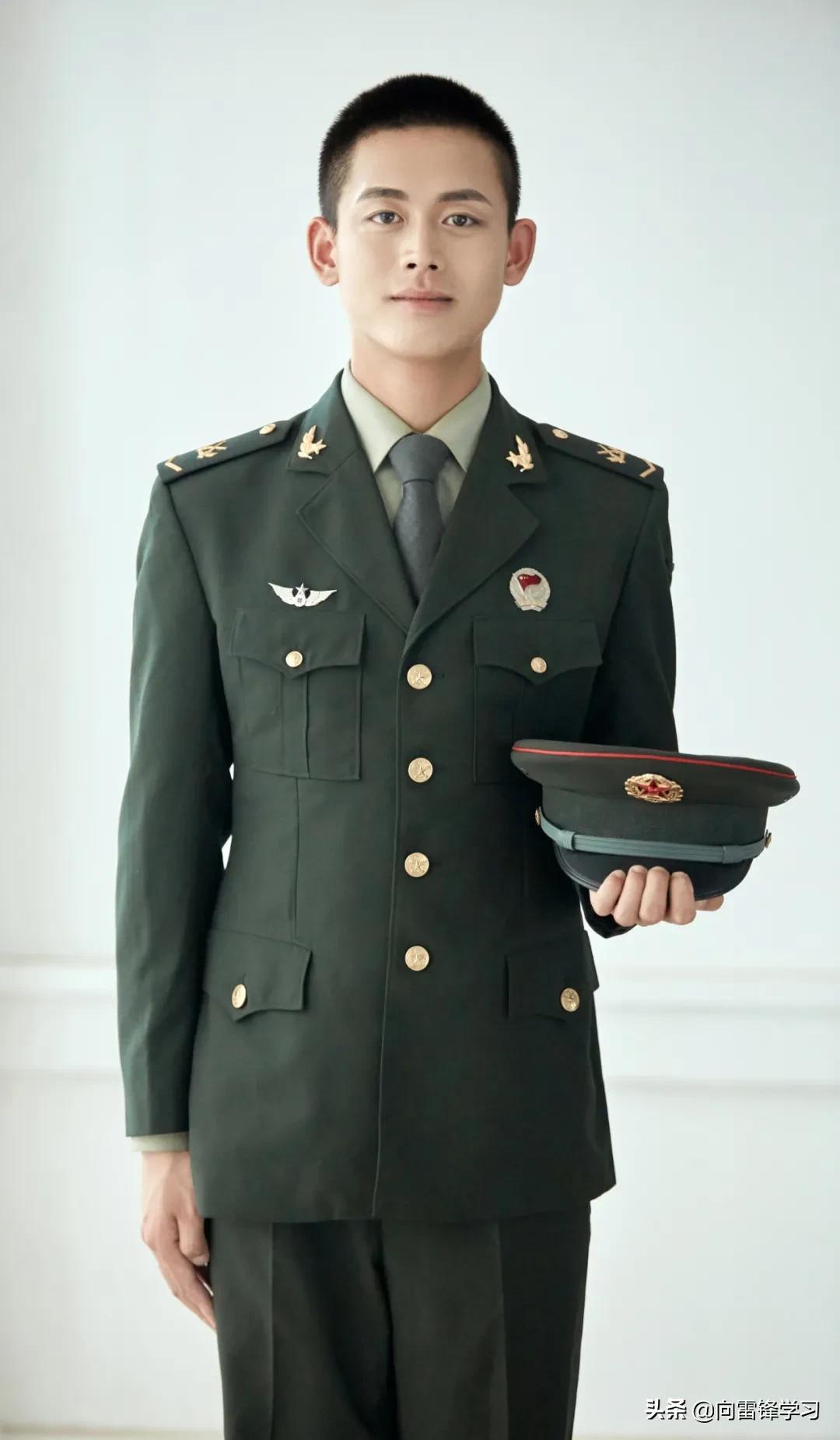 探索军人服装的多样性与历史，各种军人服装图片，军人服装的多样性与历史探索，图片一览