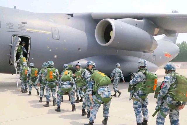 空降兵第十五军