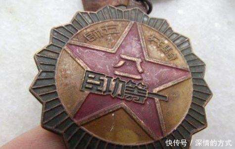 当兵的勋章可以送人吗，当兵勋章赠送与否，荣誉的传承还是礼物的特殊意义？