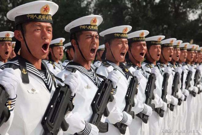 军服与军衔，解读军人荣誉的象征，军服与军衔，军人荣誉的象征解读