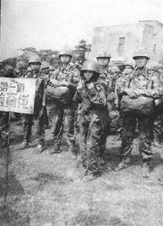 空降兵下连岗位概览，空降兵下连岗位概览，全面了解岗位职能与特点