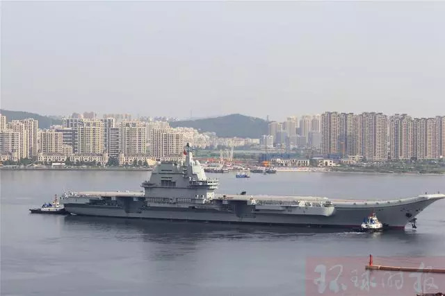 中国航母首次下水，里程碑事件与深远影响，中国航母首次下水，里程碑事件及其深远影响