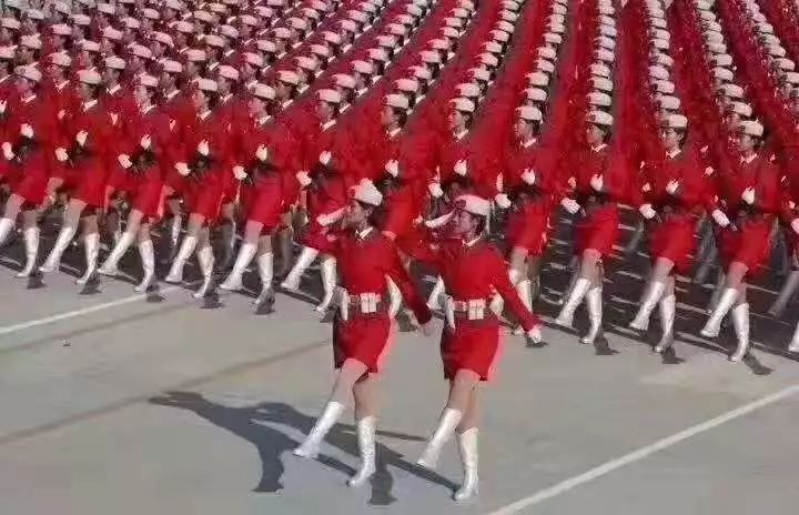 阅兵仪式中的兵种顺序，历史、传统与现代的融合，阅兵仪式中的兵种展示，历史传统与现代融合的光辉历程