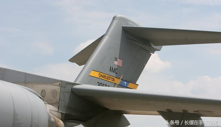 C130运输机货舱尺寸及其在空中物流领域的应用，C130运输机货舱尺寸及空中物流应用探究