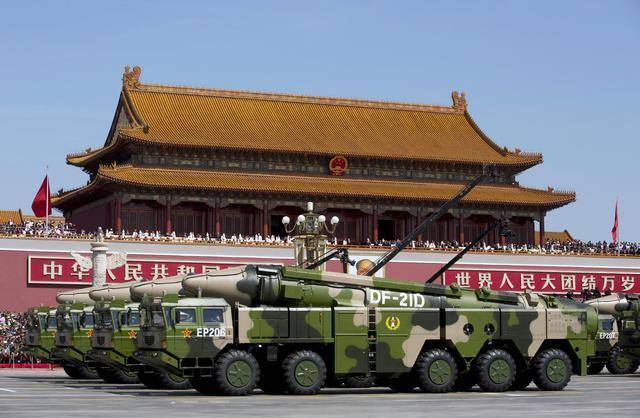 东风21D与东风21，解析中国弹道导弹的双重威力，中国弹道导弹的双重威力，东风21D与东风21解析
