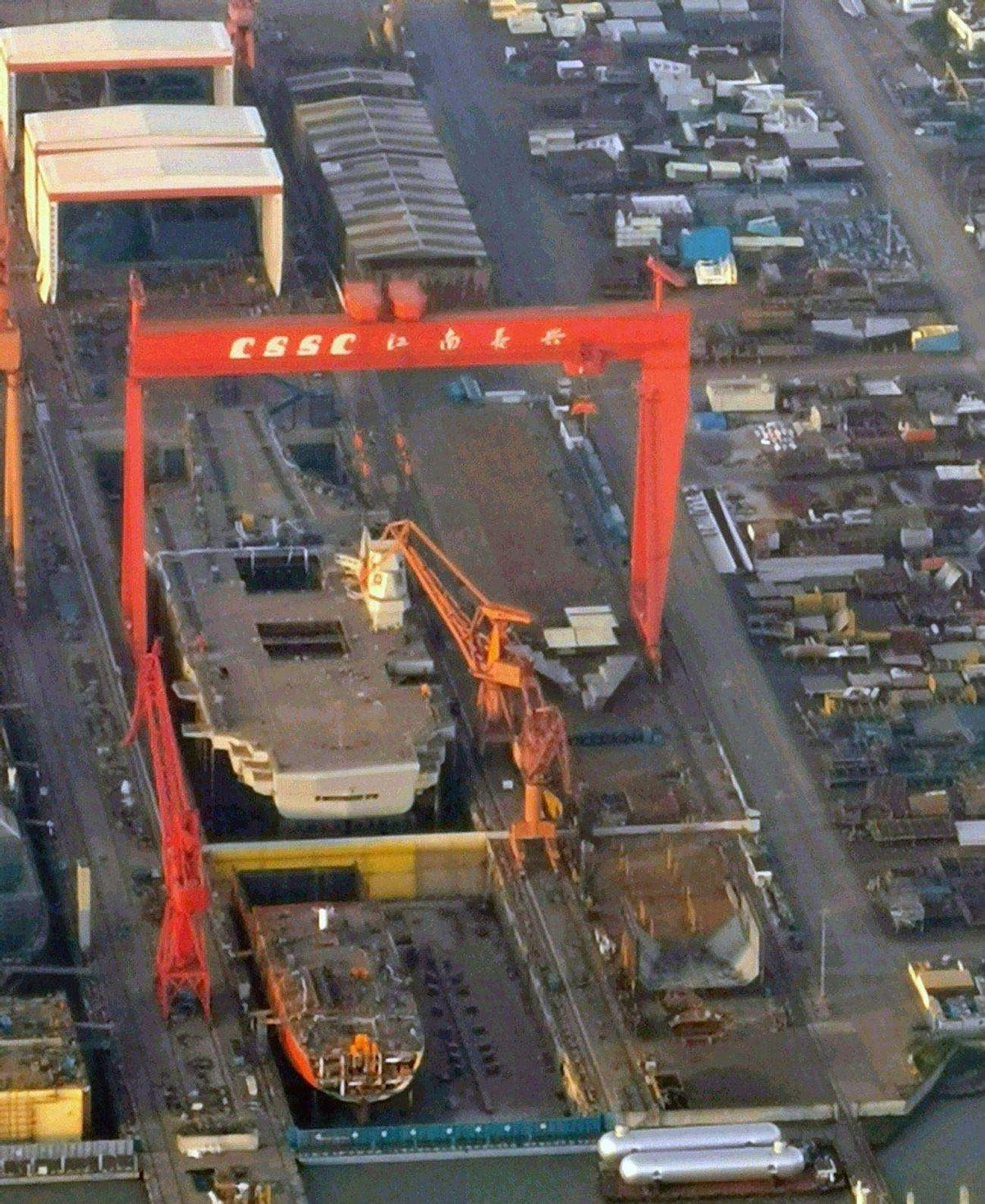 中国航空母舰的介绍简介，中国航空母舰简介与概述