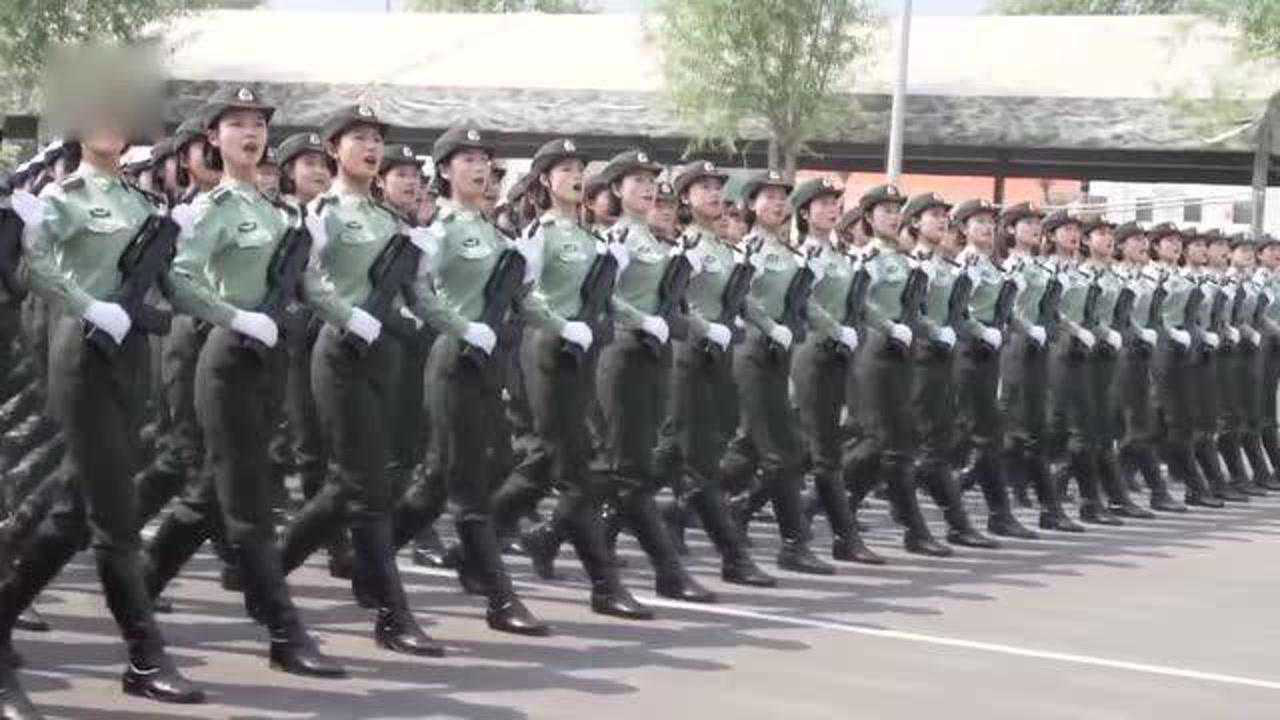 女兵队列表演视频,展现力量与荣耀的篇章,女兵队列表演,力量与荣耀的展现