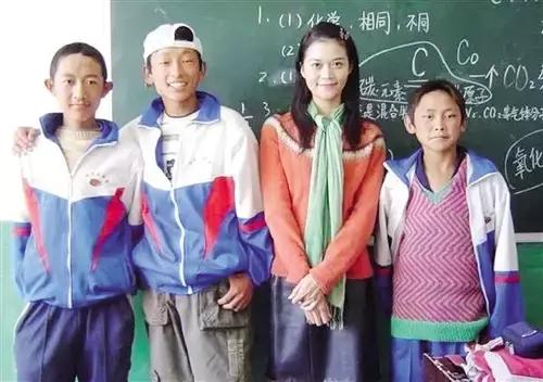 辽宁舰历任舰长及其卓越贡献，辽宁舰历任舰长及其杰出贡献概述