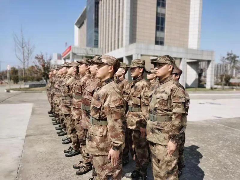 女生入伍体能测试标准，挑战与机遇并存，女生入伍体能测试标准，挑战与机遇的并存之路