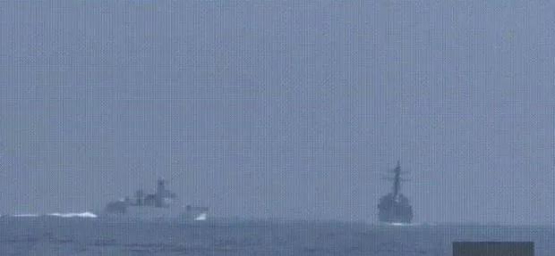 揭秘中国海军新锐力量，052D驱逐舰与导弹武器系统135的完美结合，揭秘，中国海军新锐力量——052D驱逐舰与导弹武器系统135的完美结合之道