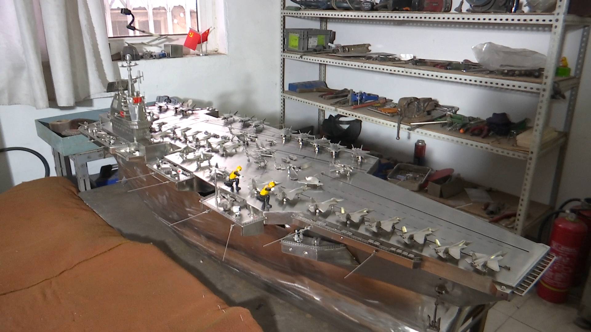 怎样制作航空母舰模型，航空母舰模型制作指南