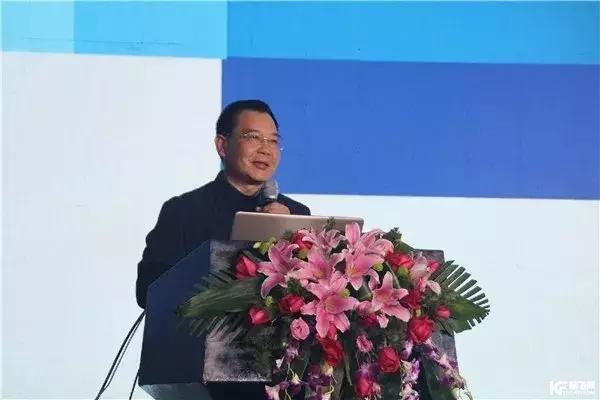 中国哪款无人机可与全球鹰相提并论，中国顶尖无人机与全球鹰比肩，谁与争锋？