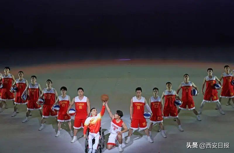 揭秘澳门2025年9点35分背后的故事，一场跨越时空的奇迹，澳门时空交汇，揭秘2025年9点35分的奇迹之旅