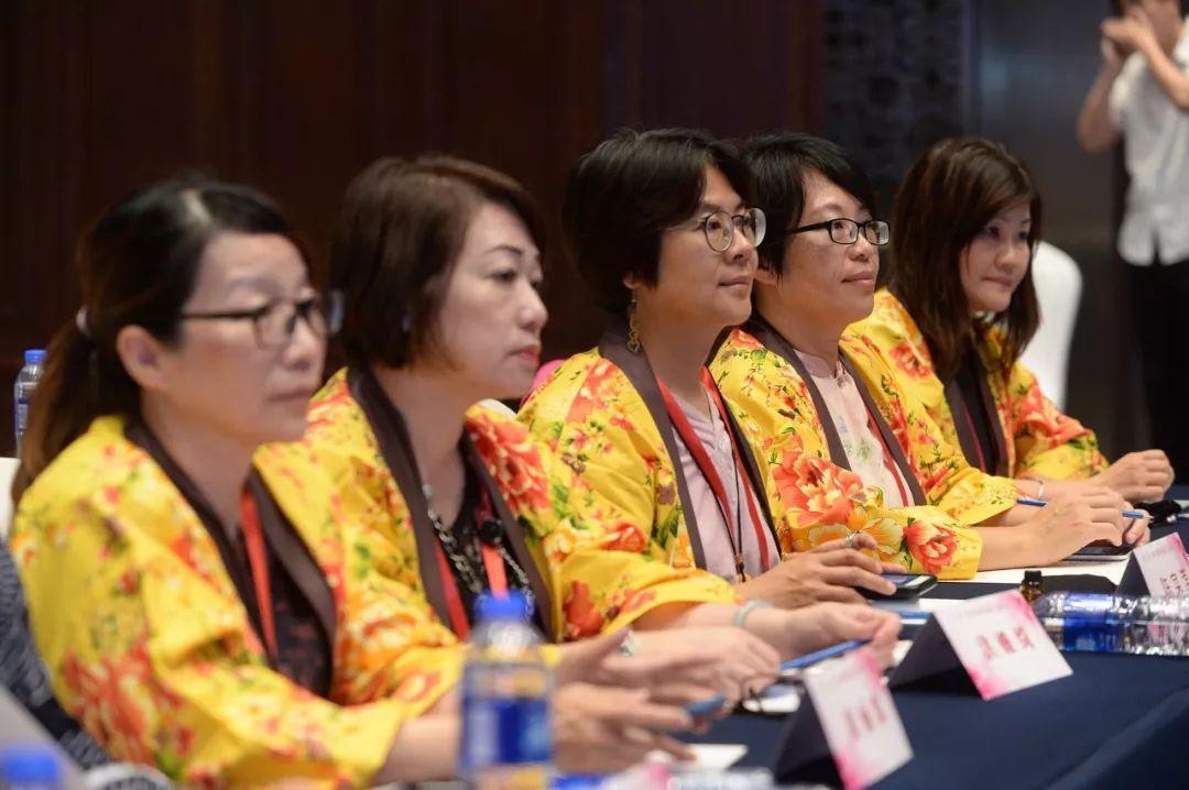 第十六届海峡论坛会议，深化两岸交流，共谋和平发展，第十六届海峡论坛，深化两岸交流，共谋和平发展之路