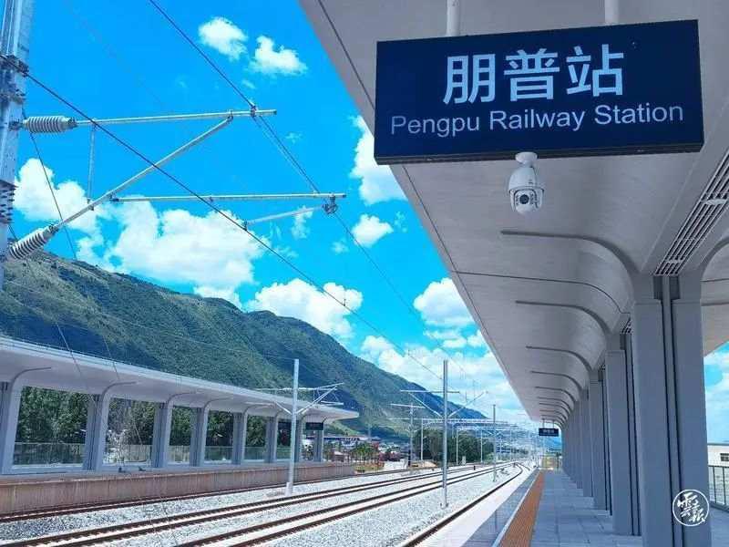昆明舰，中国海军力量的骄傲，中国海军力量骄傲，昆明舰的荣耀时刻