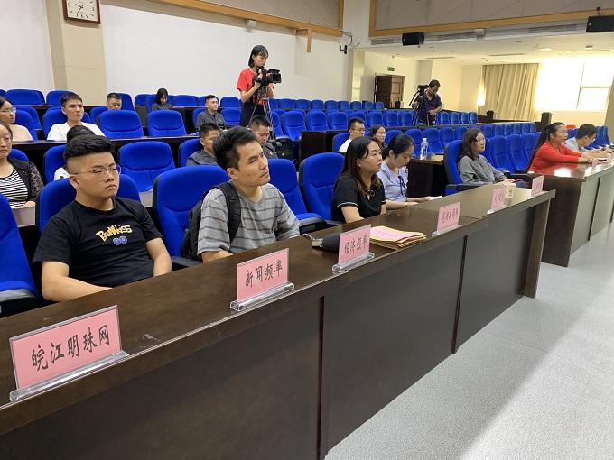 新闻发布会的电视频道播出解析，新闻发布会电视频道播出深度解析