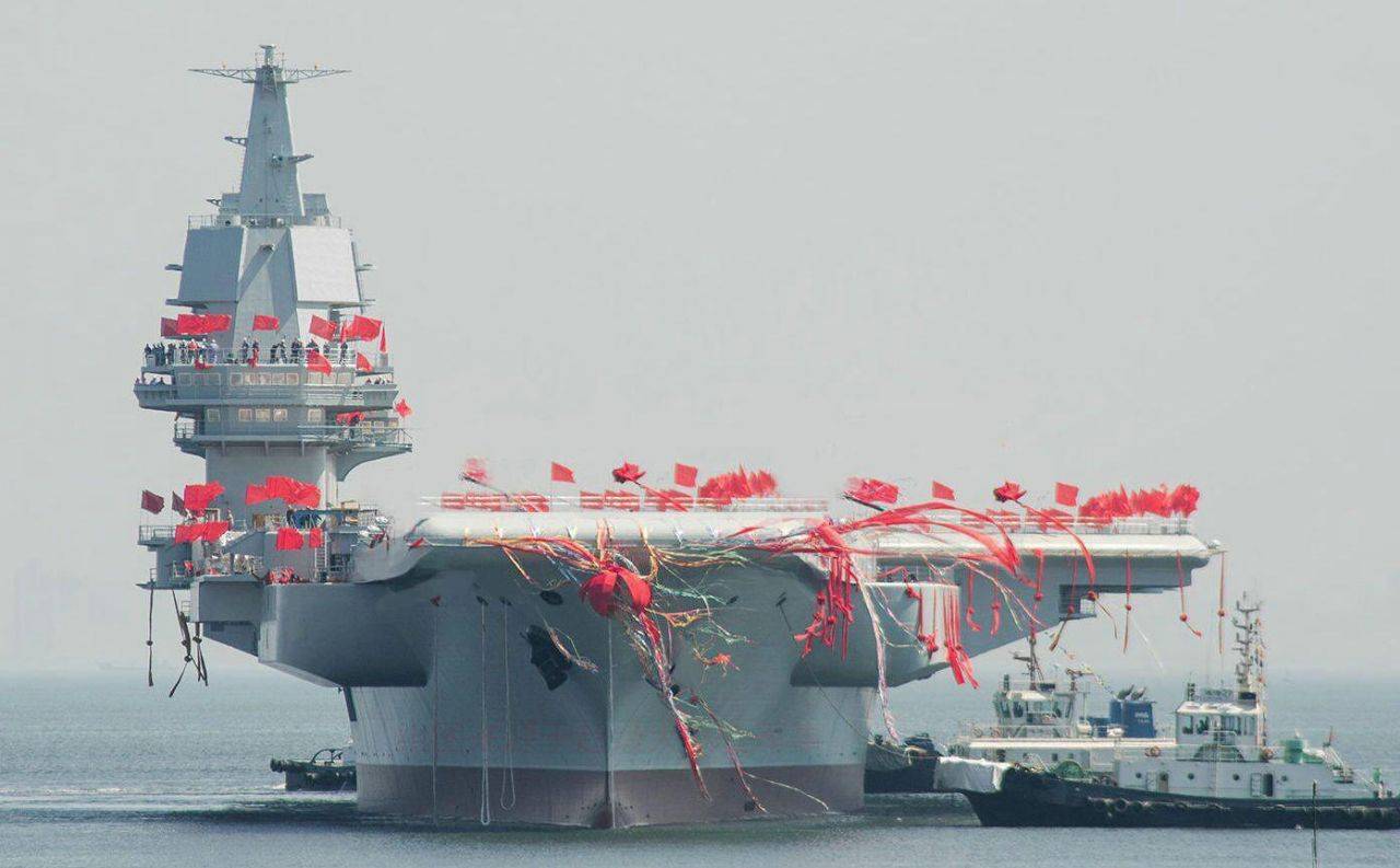辽宁舰与山东舰