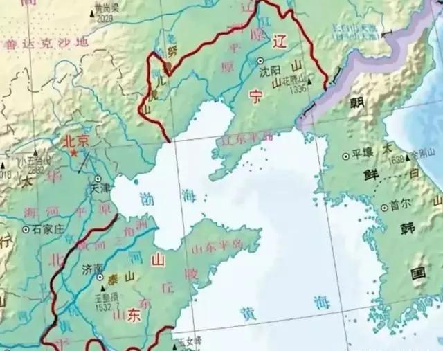 我国第一艘航母山东舰，展现中国海军力量的崛起，山东舰亮相，中国海军力量的崭新崛起