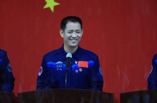 聂海胜获得的荣誉称号，中国航天事业的杰出代表，聂海胜，中国航天事业的杰出代表与荣誉获得者