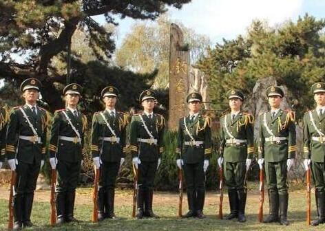 北京武警总队国宾护卫队，荣耀与责任，北京武警总队国宾护卫队，荣耀与责任的使者
