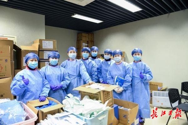 正版管家婆软件，企业管理的得力助手，正版管家婆软件，企业管理的最佳伙伴