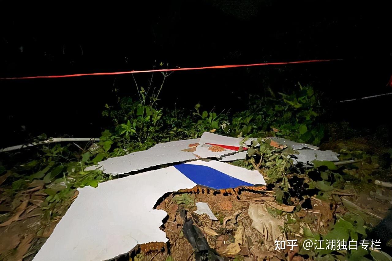 东航客机坠毁事件深度解析，东航客机坠毁事件深度剖析