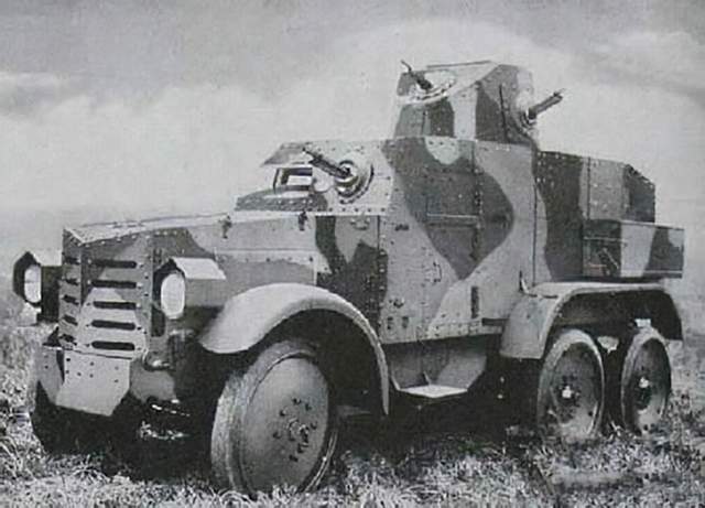 九五式装甲车，现代战场上的钢铁猛兽，九五式装甲车，现代战场上的钢铁猛兽霸主