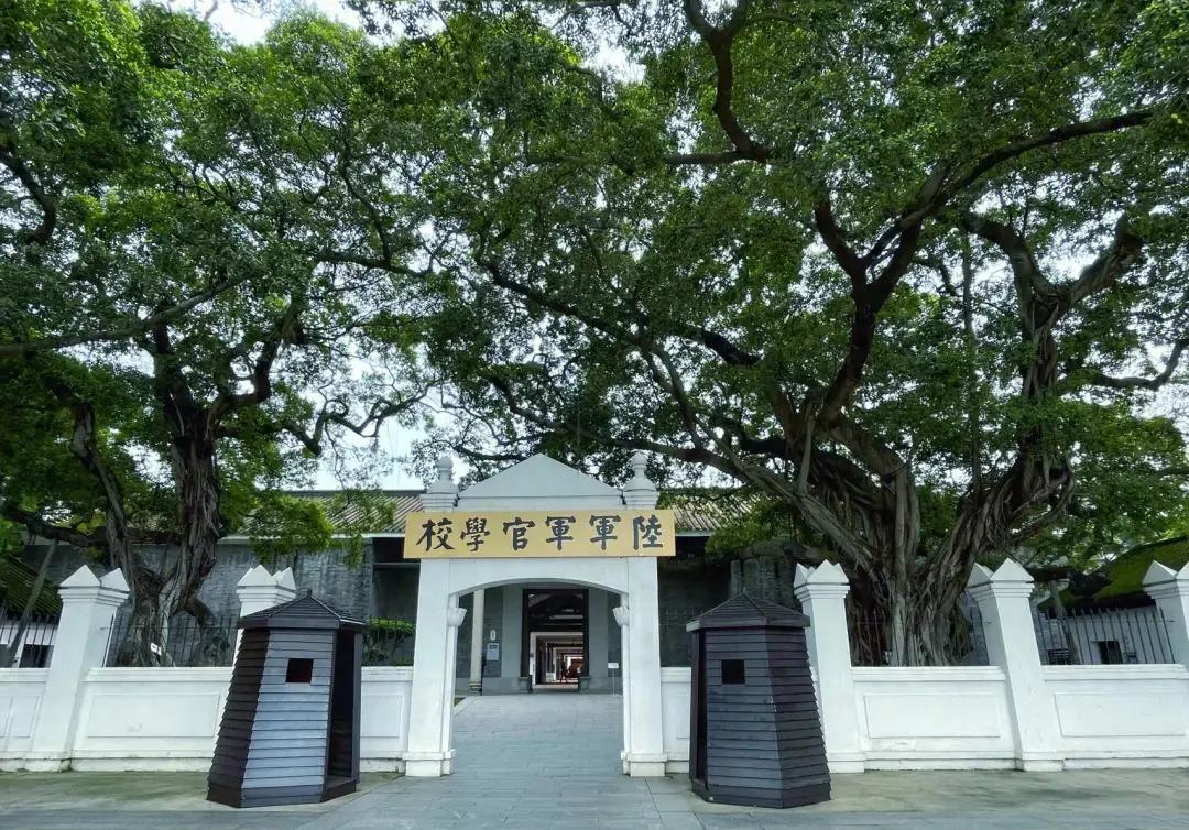中国海军湖南舰，展现大国海军力量的新里程碑，中国海军湖南舰，大国海军力量的新里程碑