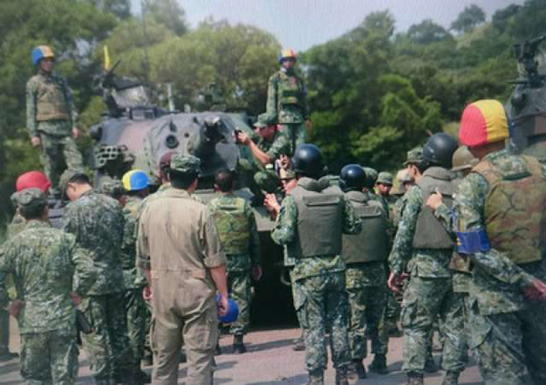勇虎式战车的力量与荣耀，勇虎式战车的威力与荣耀