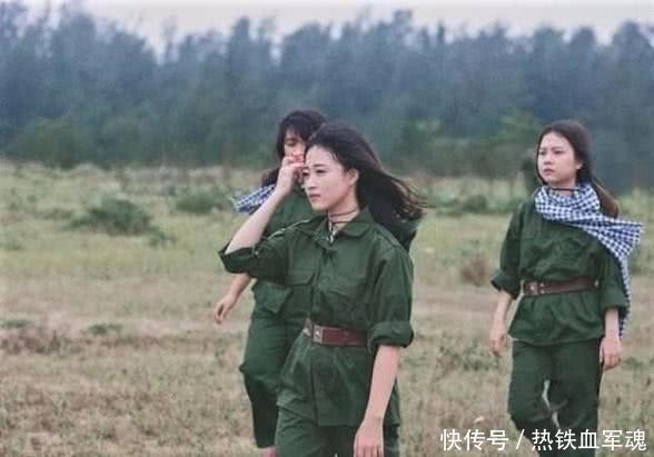 中国女兵在越南,电影中的英勇形象与在线播放的共鸣时刻,中国女兵在越南,电影中的英勇形象引发共鸣时刻
