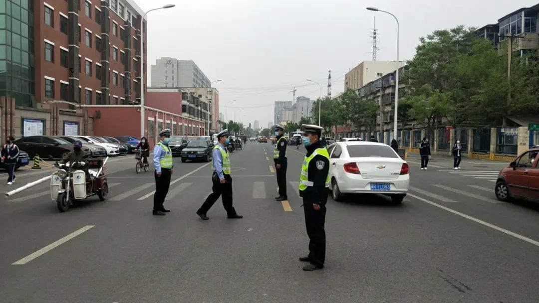 今日关于学生开学时间的新闻头条，学生们究竟何时开学？，学生开学时间的最新消息，开学时间终于确定！