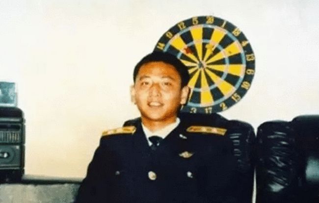 海军柏跃平家庭,儿子的成长故事与海军精神传承,海军柏跃平家庭,传承海军精神,儿子的成长故事