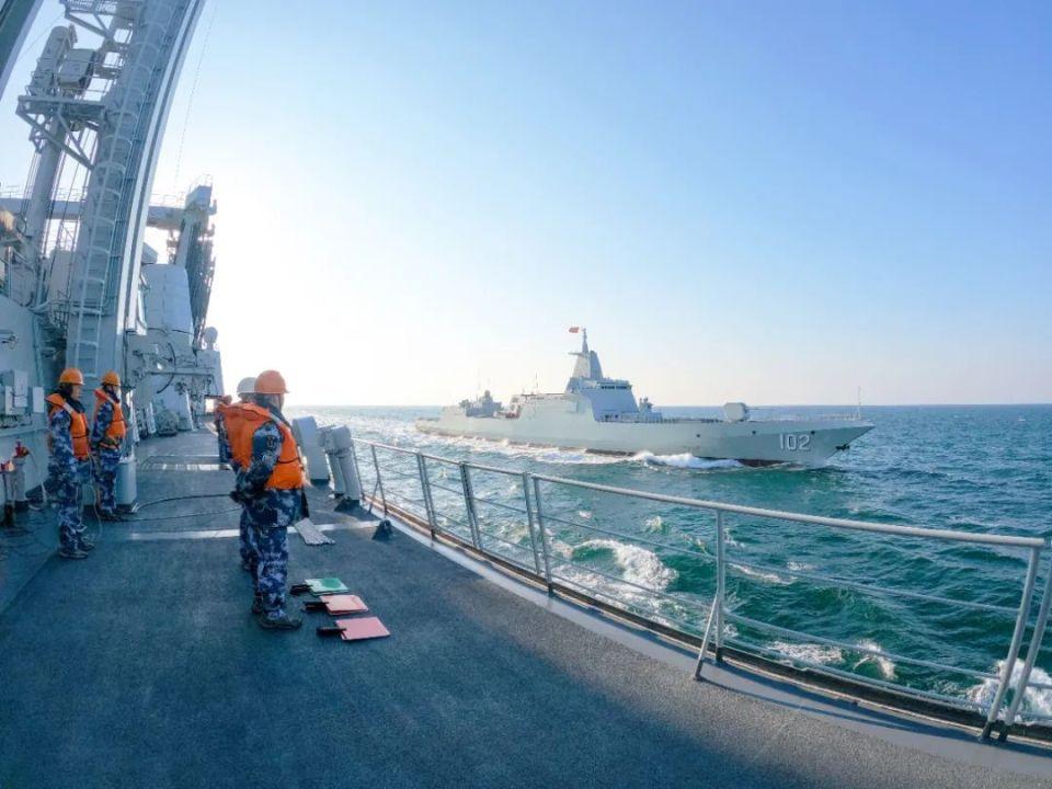 拉萨号导弹驱逐舰，中国海军的骄傲，拉萨号导弹驱逐舰，中国海军的荣耀之刃