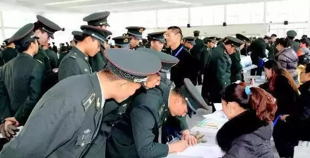 当了八年兵后,国家如何安置,政策解读与未来展望,国家安置政策解读,八年兵退役后的安置与未来展望