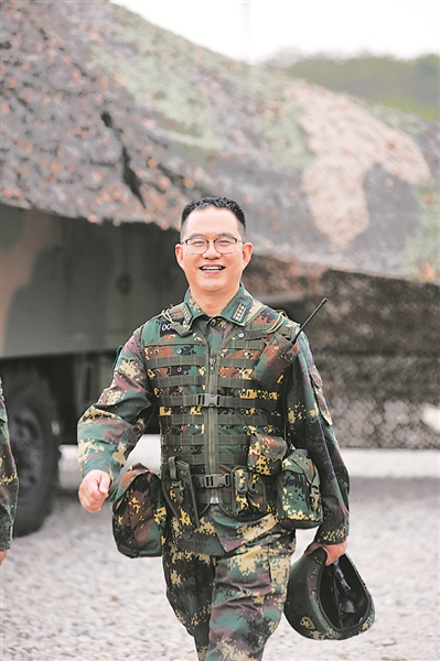 十四军高炮旅历任旅长,传承与辉煌,十四军高炮旅历任旅长,传承的辉煌之路