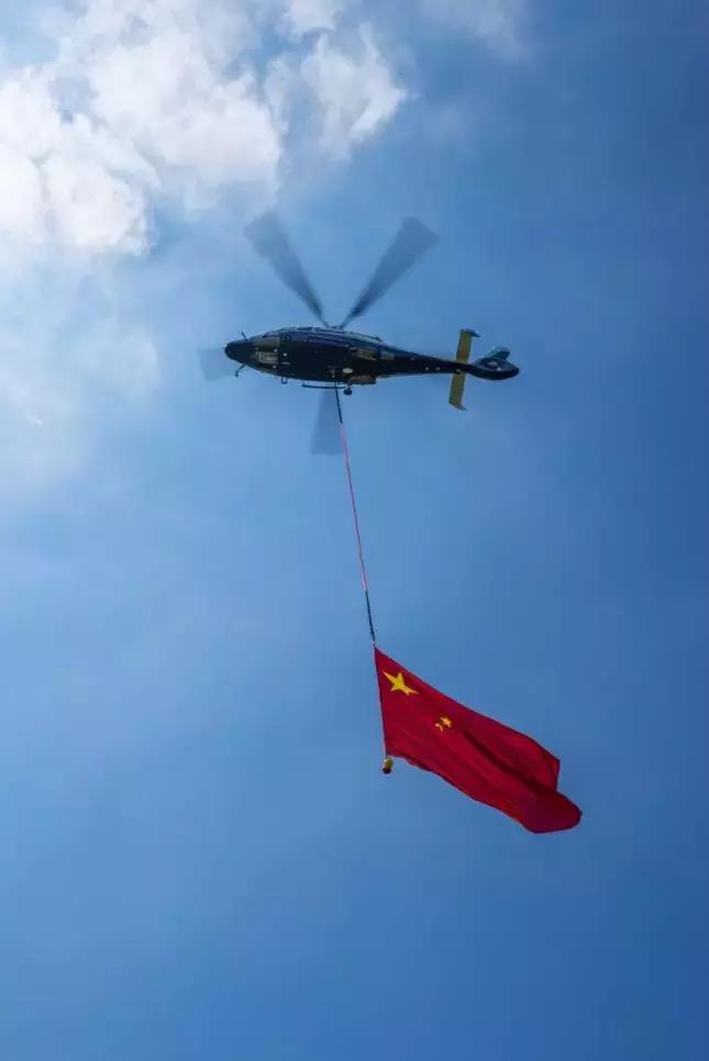 探索直升机,一张图片引发的遐想,探索直升机,一张图片的无限遐想世界