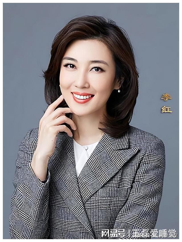 央视新增的十二位女主持人，美丽与才华并存的风采展示，央视新晋十二位女主持人，美丽与才华的魅力展示