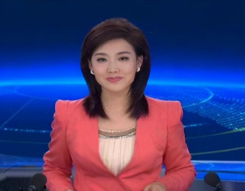 中央新闻频道节目主持人名单及其影响力，中央新闻频道节目主持人名单与影响力概览