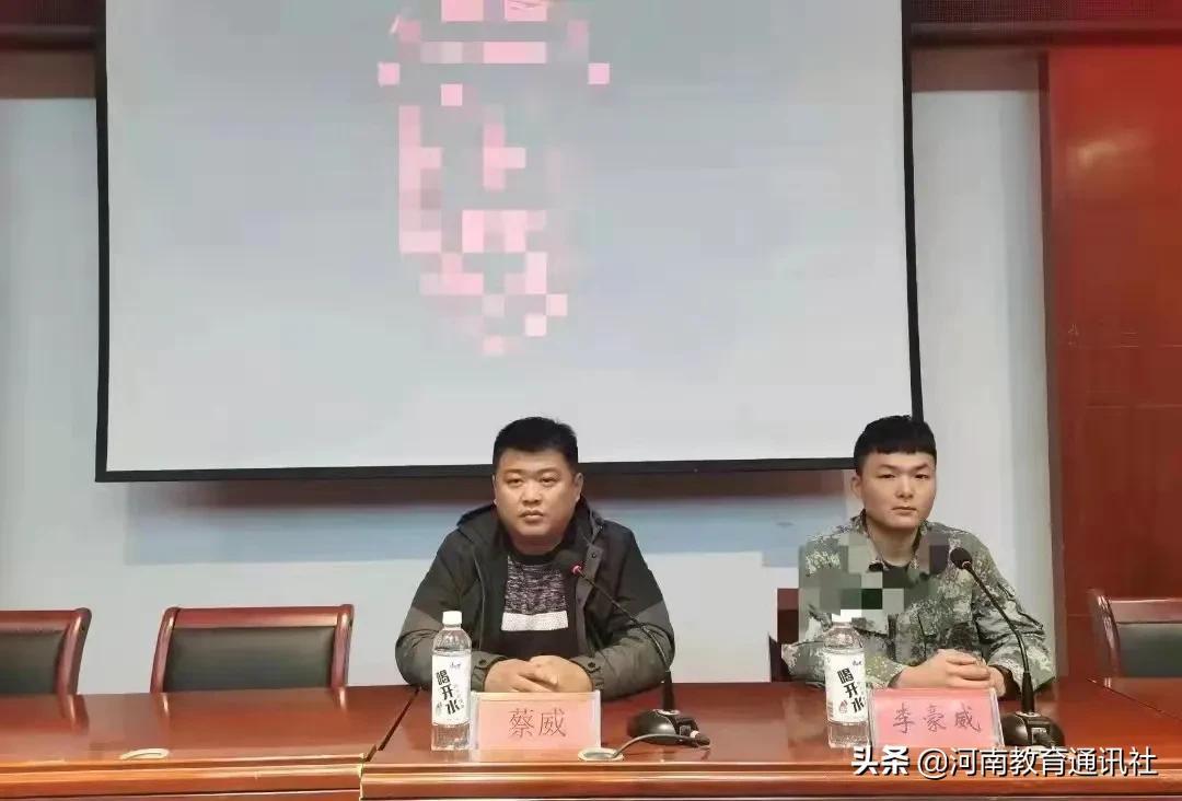 大学生征兵政策宣讲,新时代的青年与国家的召唤,大学生征兵政策宣讲,新时代青年响应国家召唤,共筑强军梦