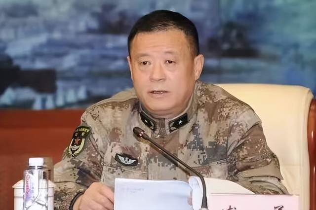 大军区副司令的级别与地位,军事体系中的关键角色,大军区副司令级别与地位,军事体系中的核心角色