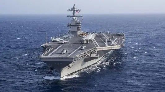 全球航母排水量概览,多少吨?,全球航母排水量全解析,究竟多少吨?