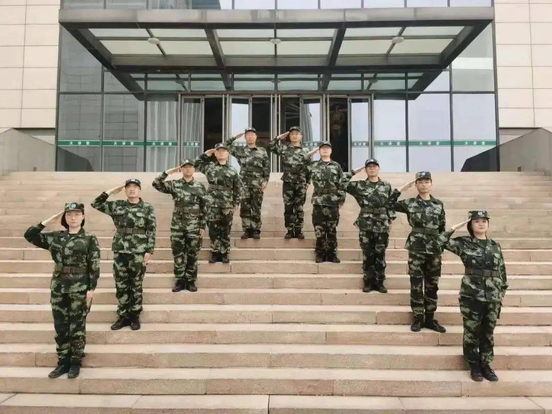 武警工程大学在军校排名中的独特地位与卓越贡献，武警工程大学在军校中的独特地位与卓越贡献解析