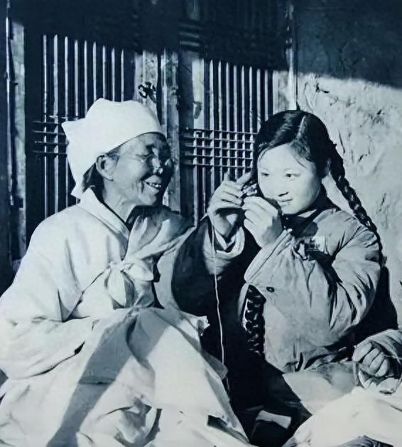 中国人民志愿军战士，英勇无畏，铸就辉煌历史，中国人民志愿军战士，英勇无畏，铸就辉煌战史