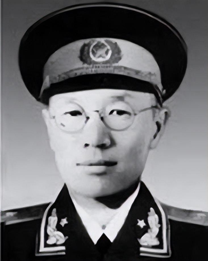 炮兵俱乐部,传承荣耀与锻造精神的熔炉,炮兵俱乐部,荣耀传承与锻造精神的阵地