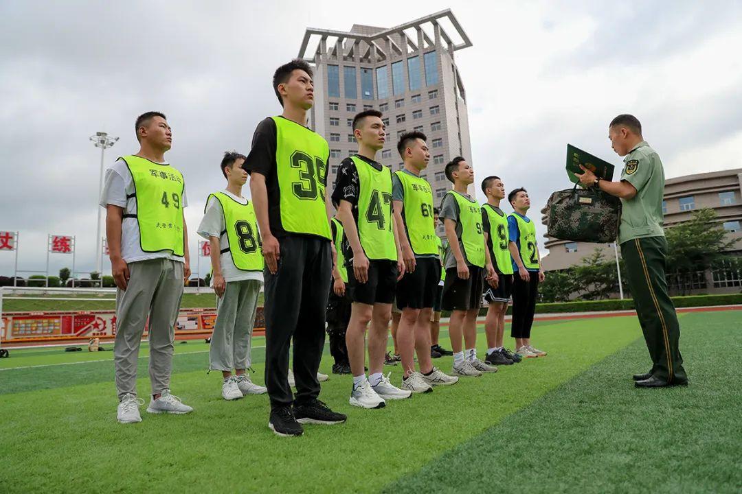 武警部队统一换装,迈向新时代的崭新风貌,武警部队统一换装,展现新时代崭新风貌