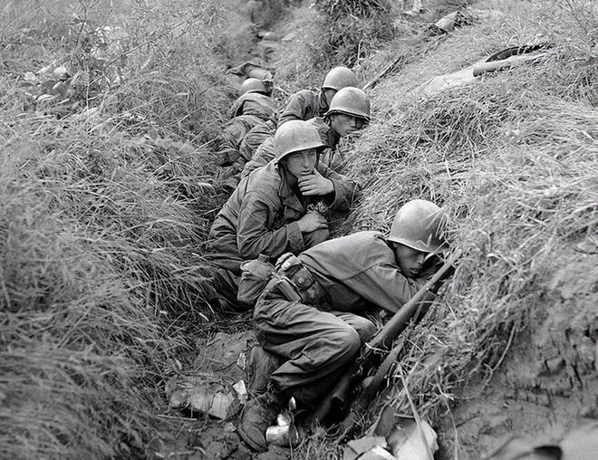 雄赳赳气昂昂,搞笑下一句——探寻生活中的幽默与乐趣,雄赳赳气昂昂背后的笑点,生活中的幽默与乐趣探寻