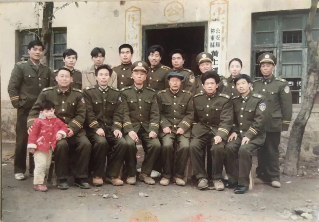 中国人民解放军95338部队,英勇忠诚的钢铁长城,中国人民解放军95338部队,钢铁长城的英勇忠诚展现