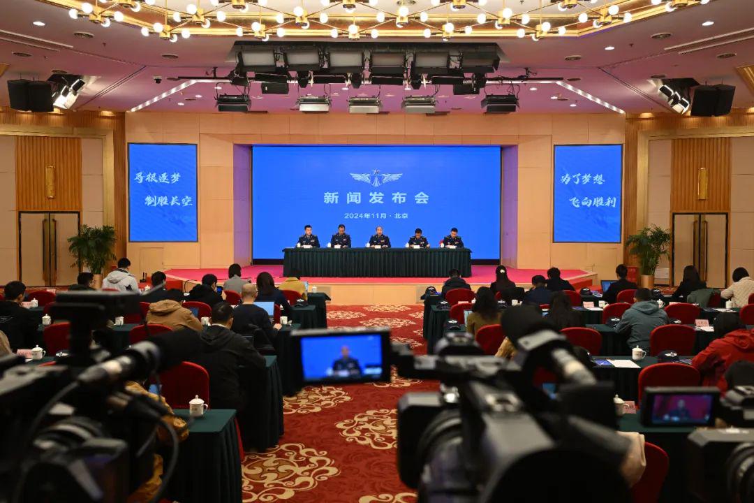 新闻发布会一般在哪里开展，地点选择与活动特性分析，新闻发布会地点选择与活动特性分析